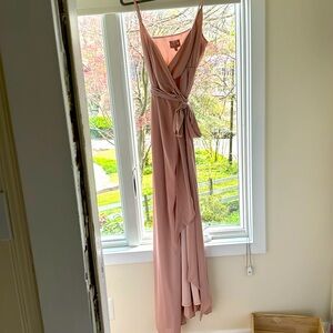 Show me your mumu blush bridesmaid dress size m. Liz maxi dress